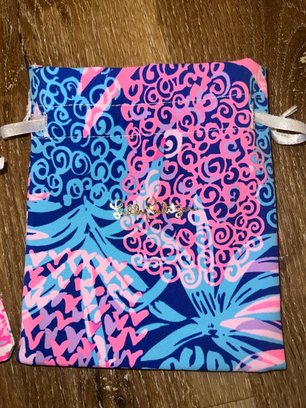 Lot of 3 Lilly Pulitzer bracelets with 2 jewelry bags PRICE FIRM - Picture 13 of 13